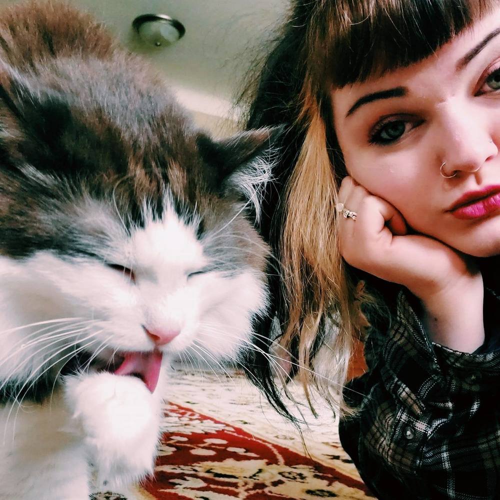 Meet your Posher, Rachel